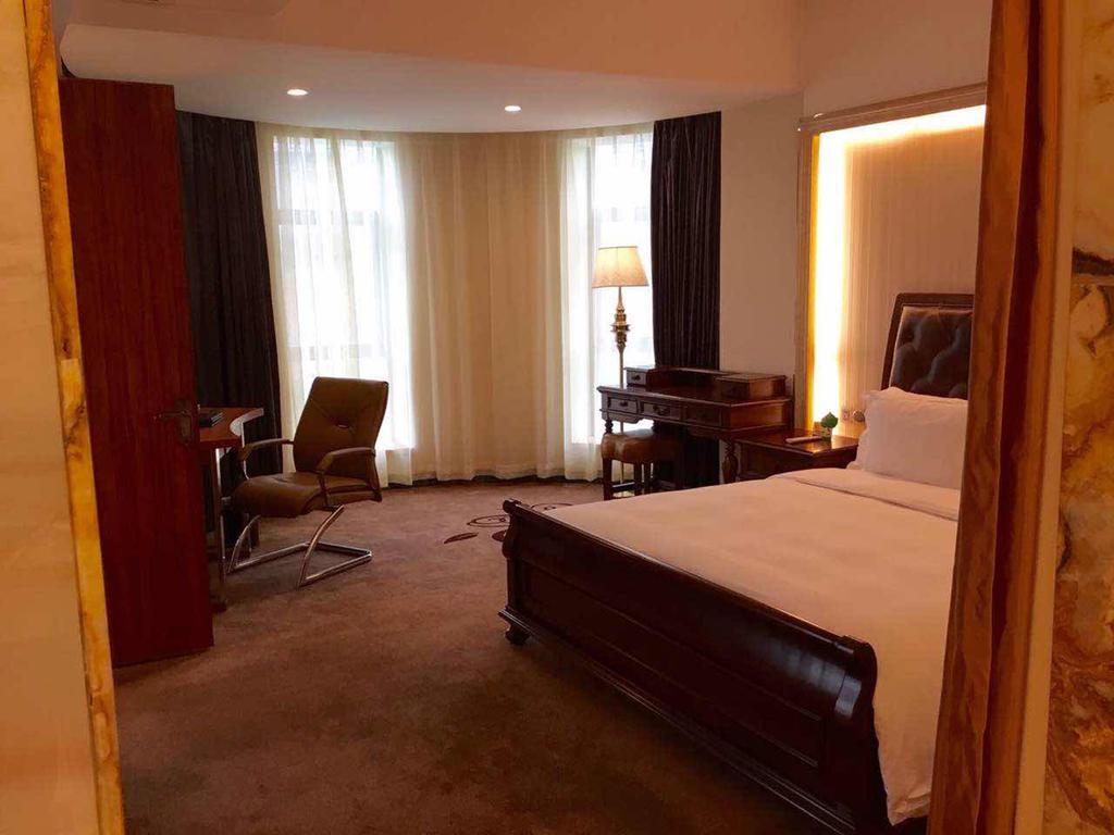 Asian Star Hotel Ču-chaj Exteriér fotografie